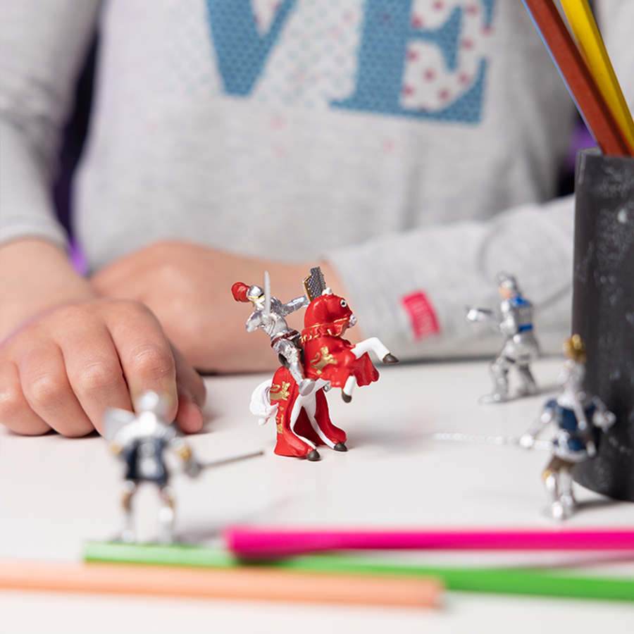 Mini Chevaliers (Tube, 12 pcs) Papo en PVC, Collection MINI PAPO, jouet éducatif idéal pour enfants